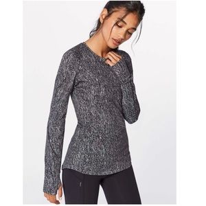 Lululemon Extra Mile Long Sleeve Running Luon 8